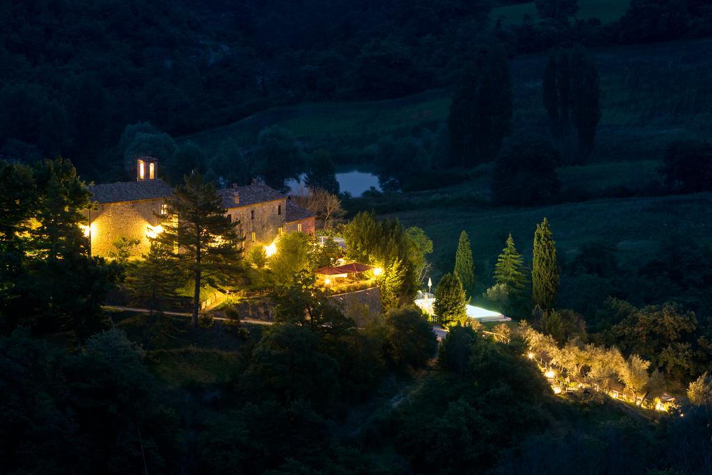 Hotel Borgo Di Carpiano Mengara Exterior foto